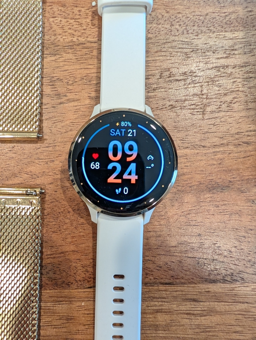 garmin Venu 3S smartwatch with white band and gold mesh straps - Picture 7 of 7